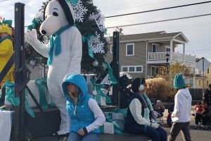 Shipbottom TEAL Float Christmas Parade 2021 17